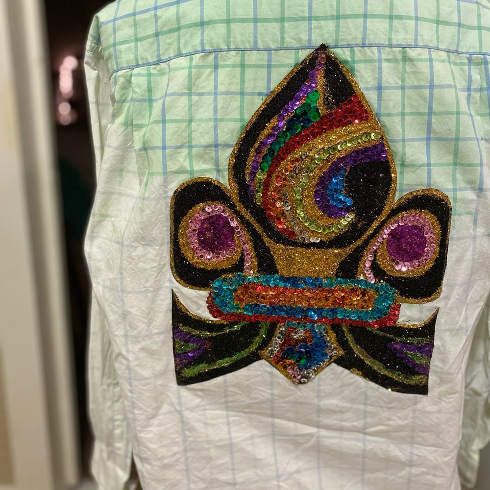 Womans shirt sequin handcrafted fleur de Lis sequin